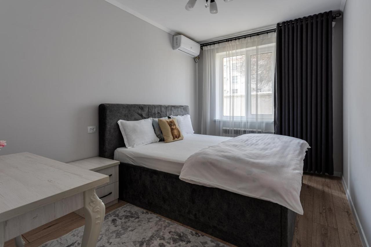 Senate Square Apartment ทาชเคนต์ ภายนอก รูปภาพ