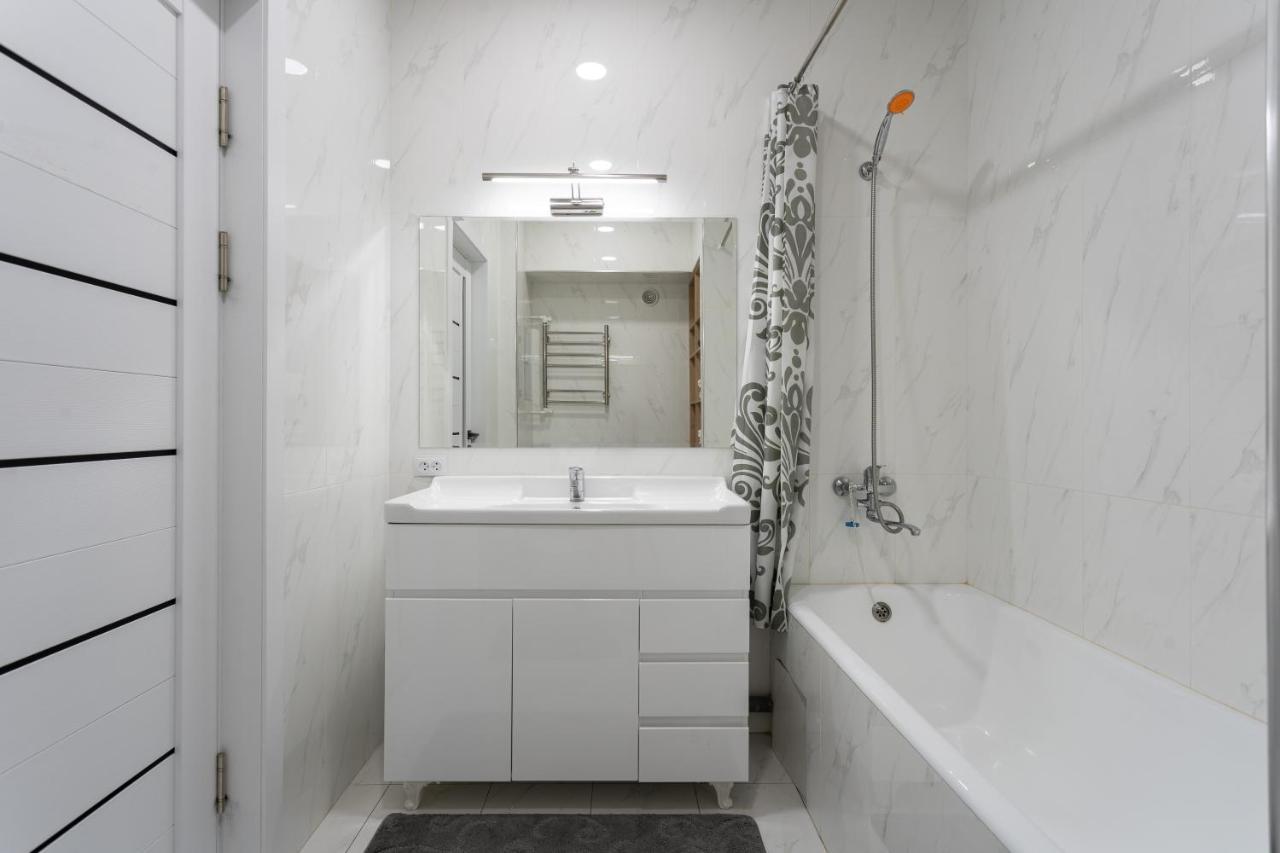 Senate Square Apartment ทาชเคนต์ ภายนอก รูปภาพ